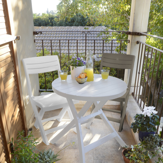 Фото 5. Стол и стул пластиковый для дома сада и заведений