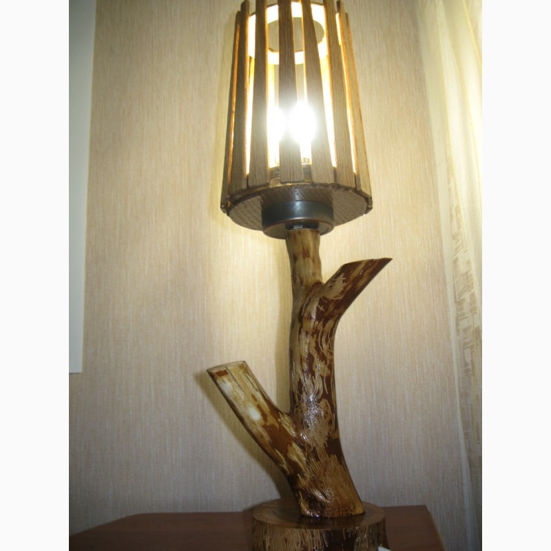 Фото 3. Самодельный сувенирный светильник из дерева