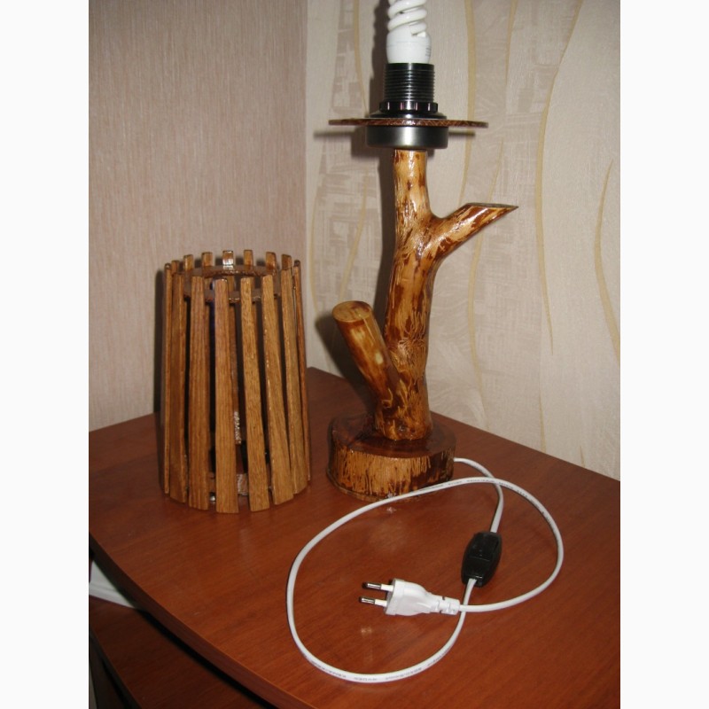 Фото 4. Самодельный сувенирный светильник из дерева