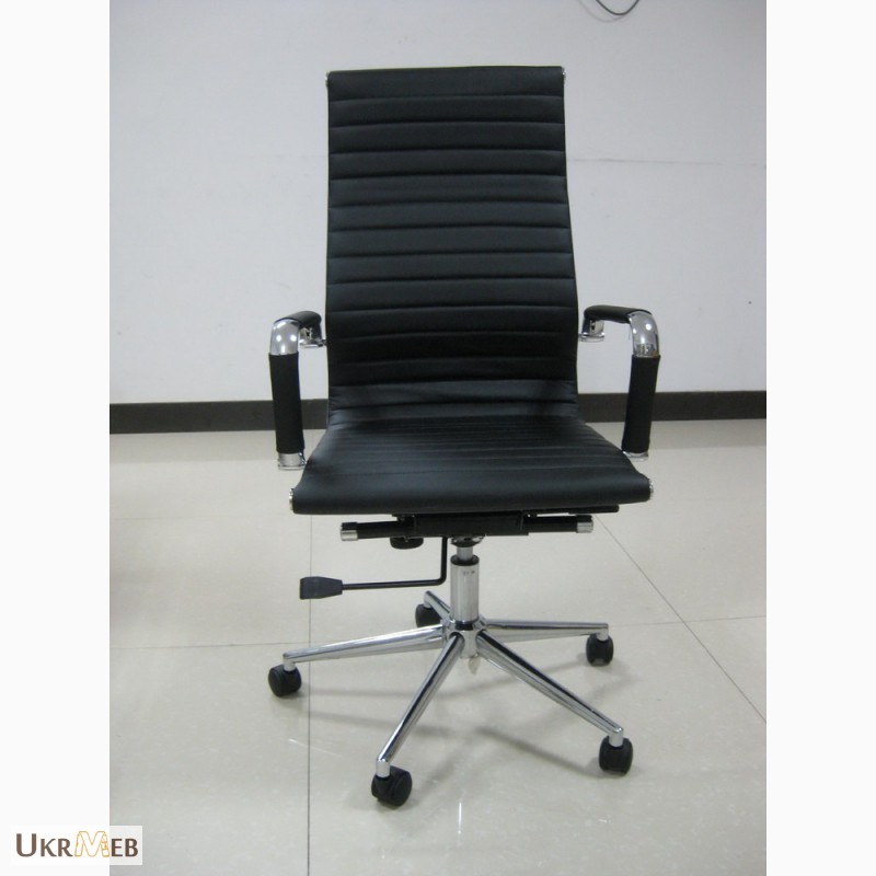 Фото 3. Офисное кресло для руководителя Q-04HBT черное, белое, кремовое, серое