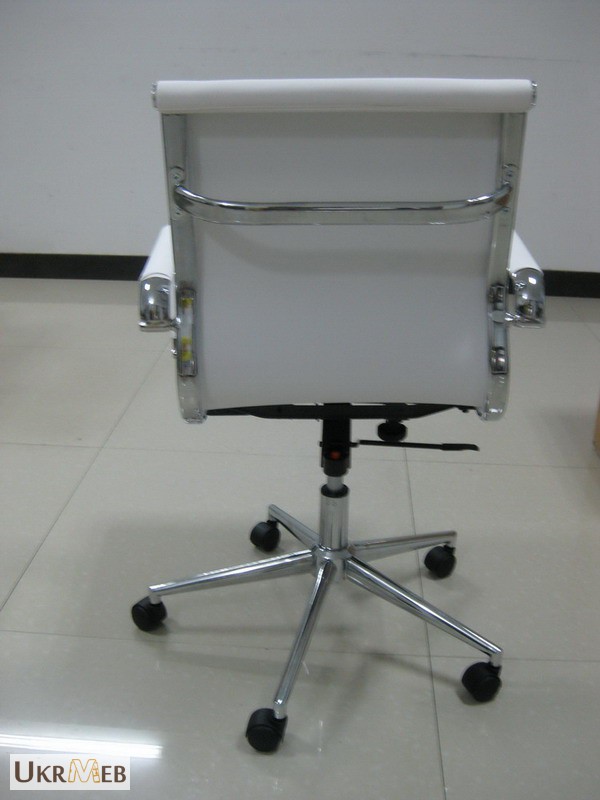 Фото 3. Офисное кресло для руководителя Q-04MBT черный, белый, бежевый, серый