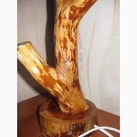 Деревянный светильник ручной работы