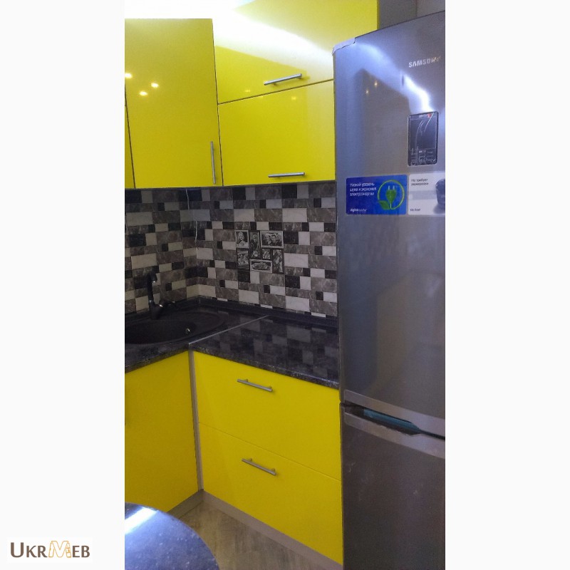Фото 7. Кухня Грейд в цвете Желтый глянец