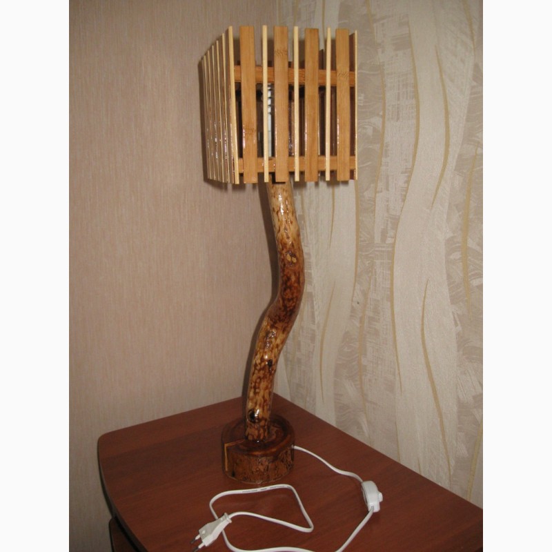 Фото 2. Сувенирный деревянный светильник ручной работы