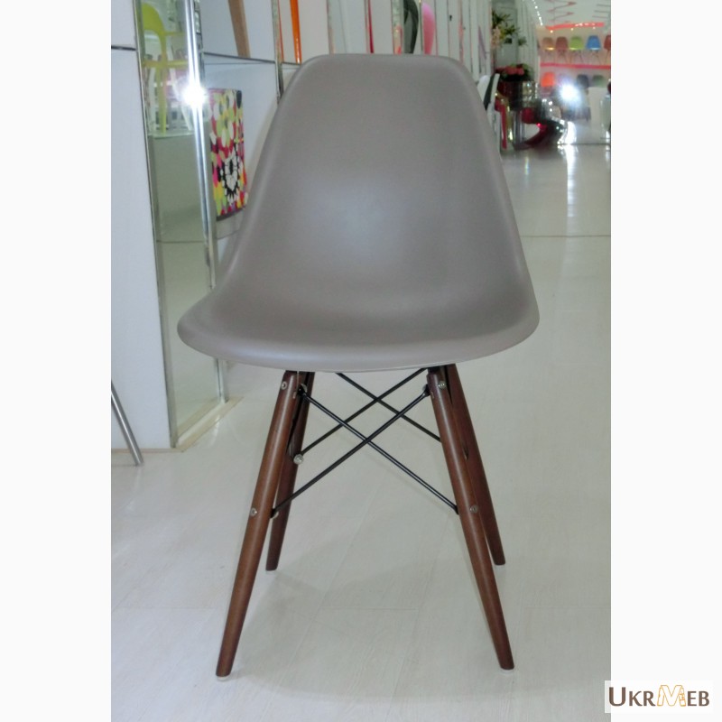 Фото 12. Дизайнерскийстул Eames DSW Chair купить киеве, стулья Эймс для дома, офиса, кафе, бара