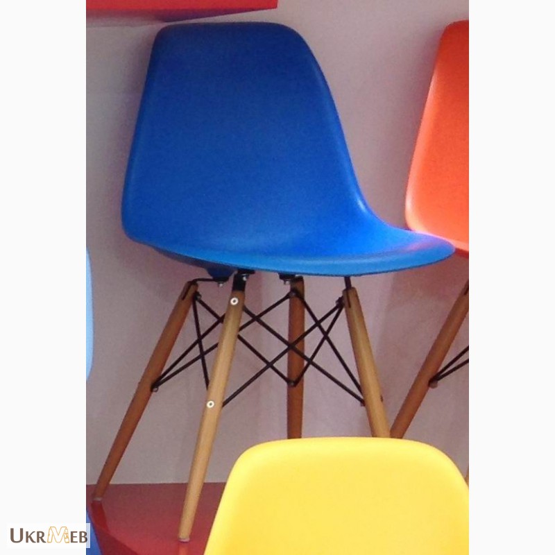Фото 19. Дизайнерскийстул Eames DSW Chair купить киеве, стулья Эймс для дома, офиса, кафе, бара