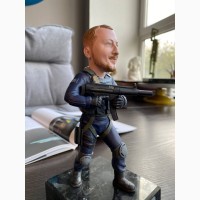 Уникальная шаржевая статуэтка для настоящего фаната Counter-Strike от студии «ОМИ»