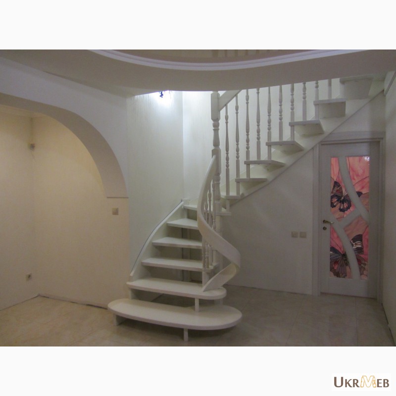 Фото 10. Лестницы, двери, столярные изделия