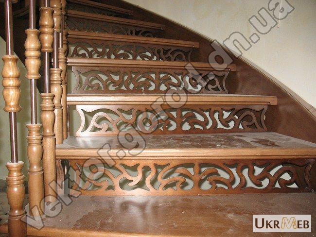 Фото 8. Лестницы, двери, столярные изделия