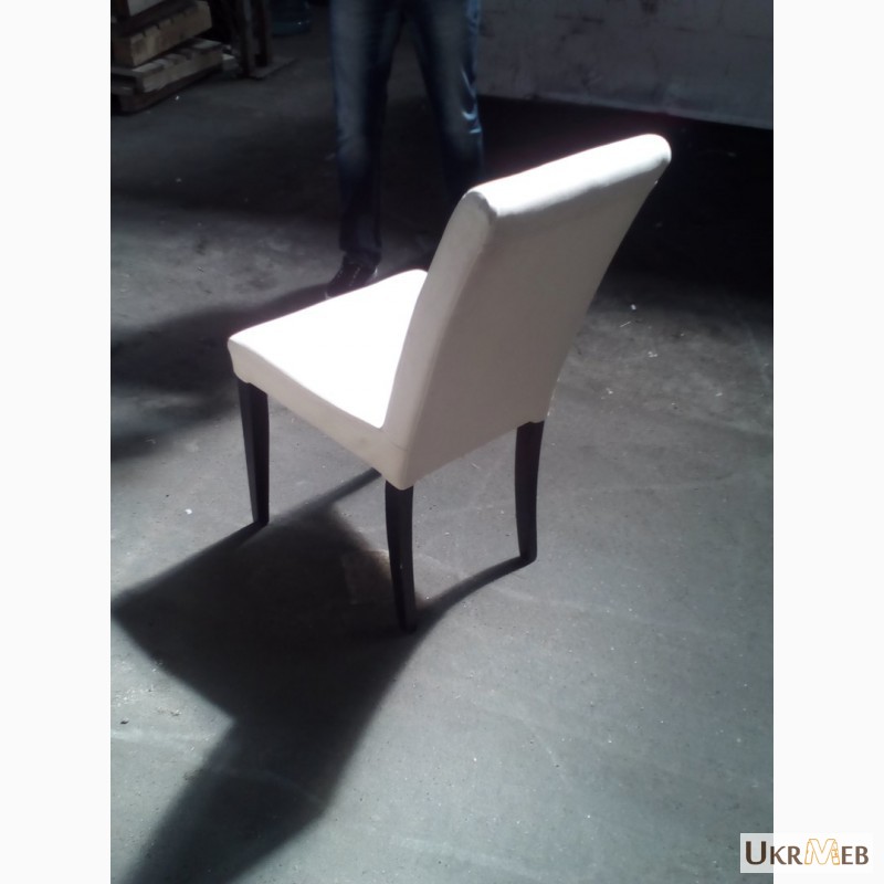 Фото 2. Продам стілець кремового кольору бу
