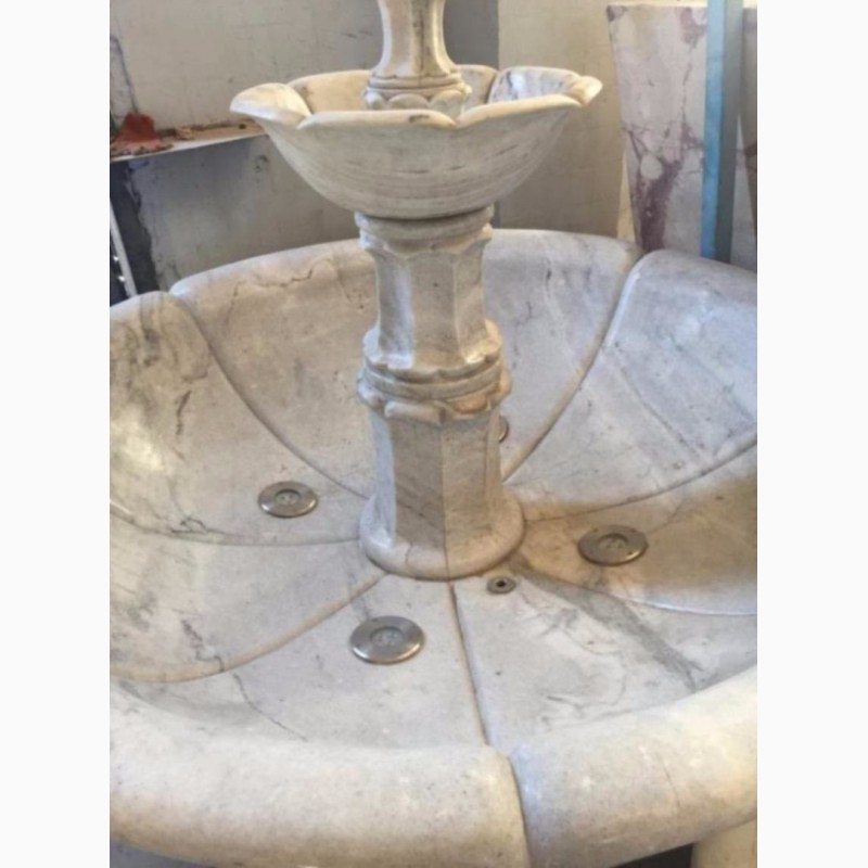 Фото 2. Мраморный фонтан, Продается роскошный мраморный фонтан, который прекрасно украсит ваш дом