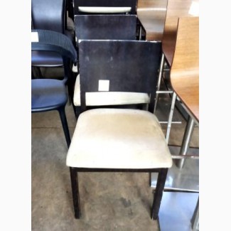 Продам стулья б/у устойчивые и крепкие