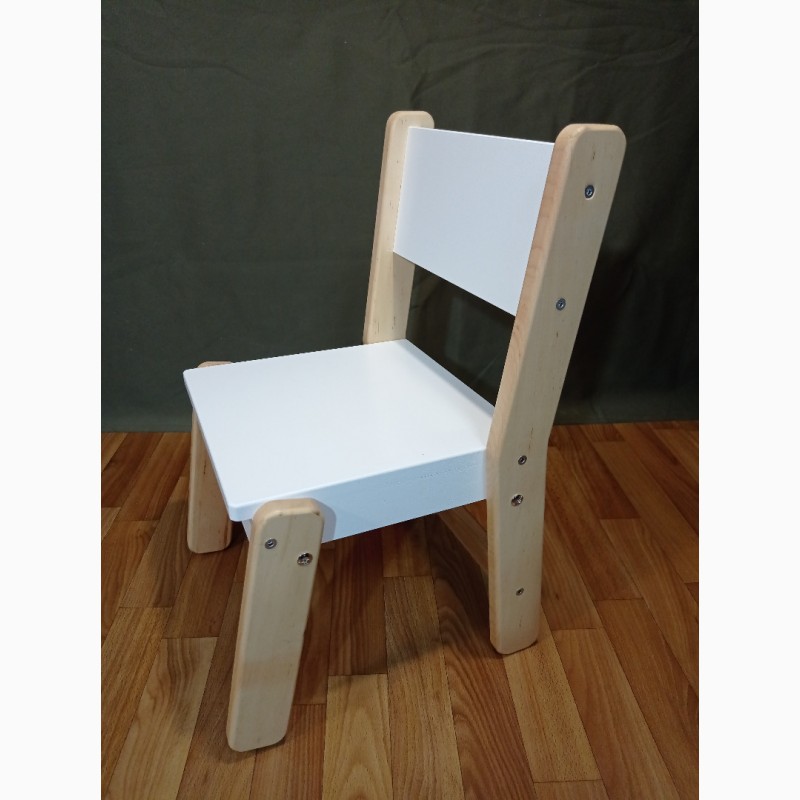 Фото 3. Детский стол с нишей и стул скандик
