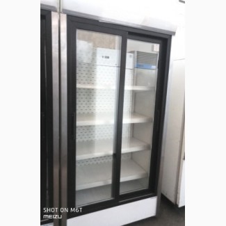 Продается шкаф холодильный б/у демонстрационный