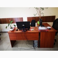 Продам офисные столы 1400x750