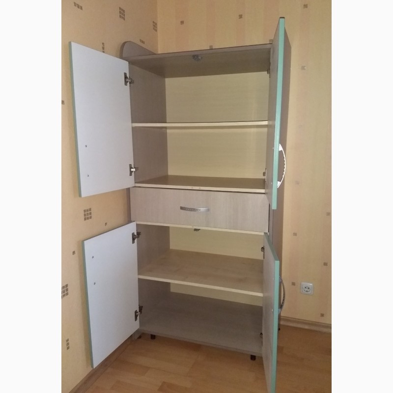 Фото 4. Шкаф для одежды в детскую комнату