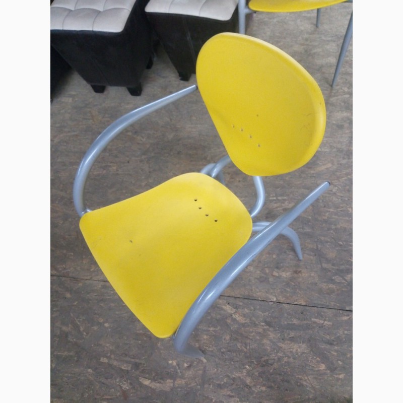 Фото 2. Дизайнерський стілець БУ для кафе, жовтий