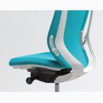 Роботезированное кресло Okamura Luke сделано в Японии