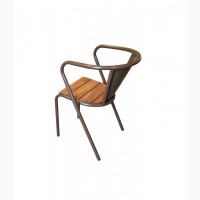 Легендарний стілець “Порто” від українського виробника садово-паркових меблів