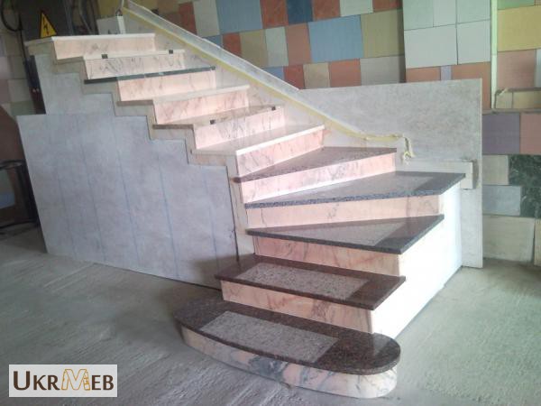 Фото 3. Мраморные ступени, облицовка лестниц мрамором - 1 500 грн