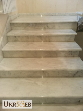 Фото 4. Мраморные ступени, облицовка лестниц мрамором - 1 500 грн