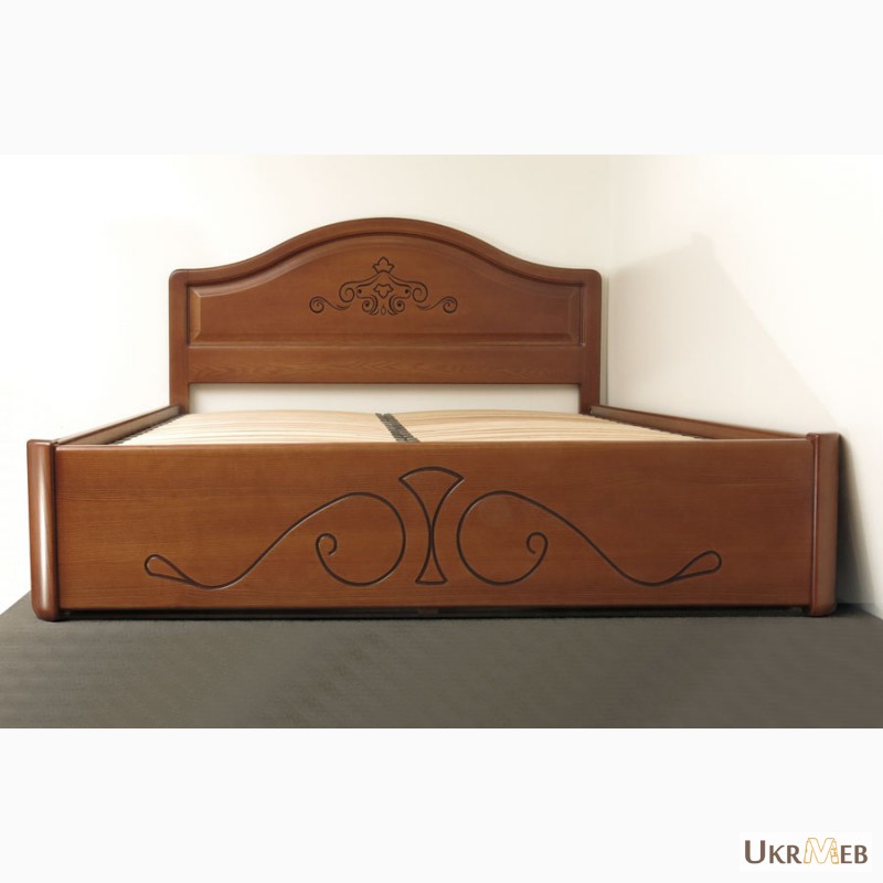 Фото 4. Двуспальная деревянная кровать с ящиками Вика из массива ясеня