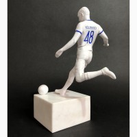 Создание статуэток футболистов по фотографии